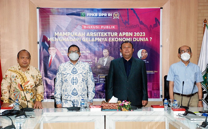 Diskusi Publik Fraksi PKB DPR RI