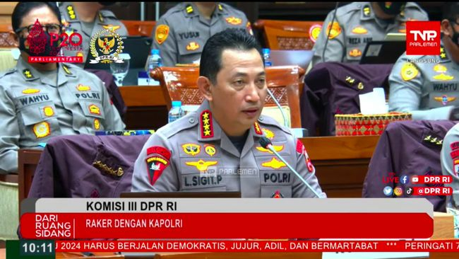 Kapolri: Ferdy Sambo Pegang Senjata saat Brigadir J Terkapar