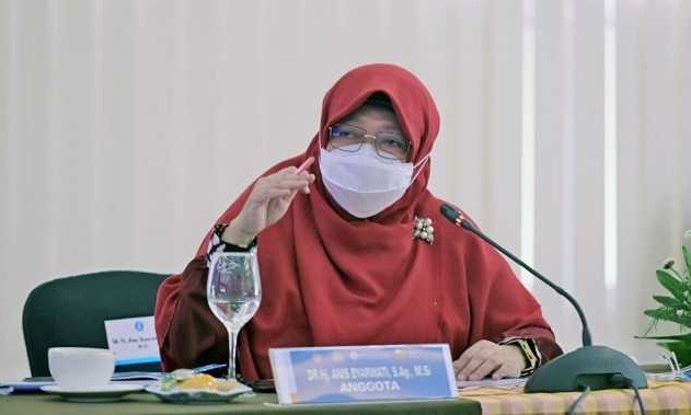 DPR Tegaskan Masyarakat Menanti Kinerja OJK Yang Lebih Baik