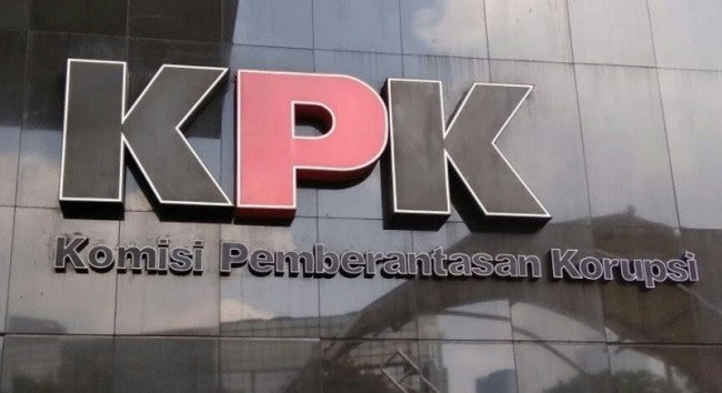 KPK  Amankan Uang dan Sejumlah Barang Bukti di Kediaman Rektor Unila