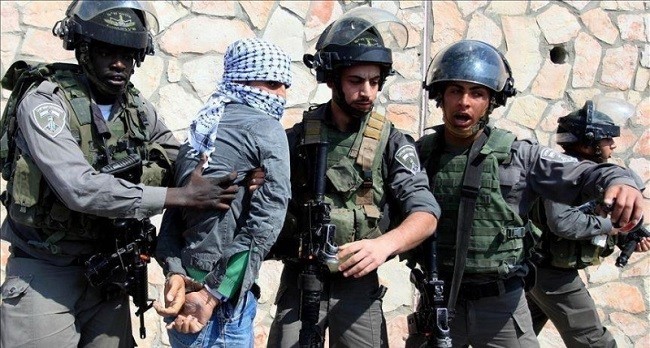 Warga Palestina Bentrok dengan Tentara Israel di Jenin