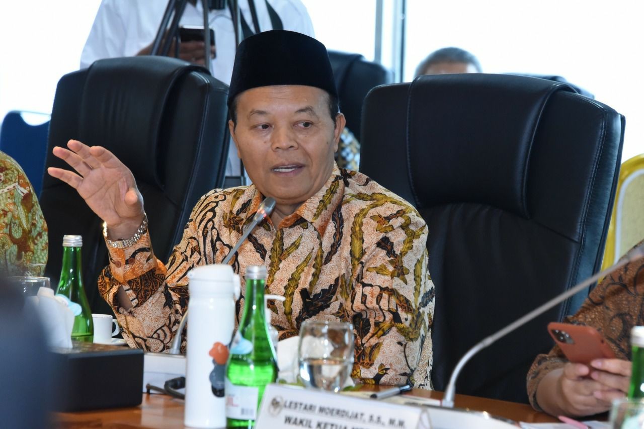 HNW: Rancangan Perubahan UU Sisdiknas  Menciderai Pesantren