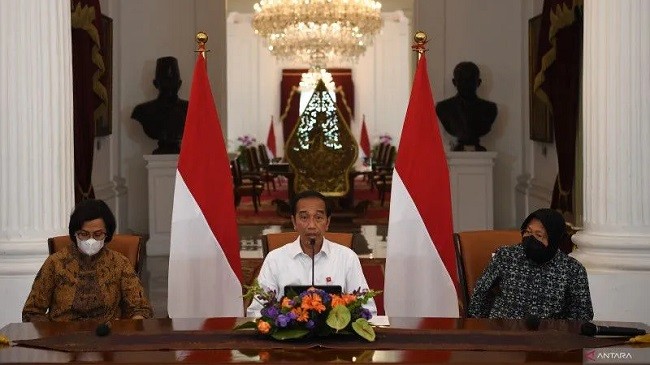Harga BBM Resmi Naik, Jokowi: Ini Adalah Pilihan Terakhir Pemerintah