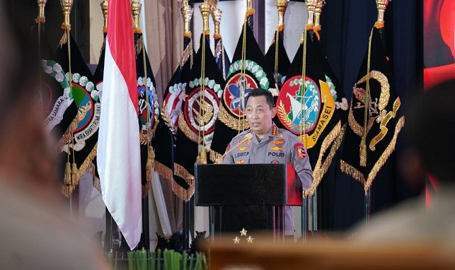 Kapolri Minta Polwan Raih Lagi Kepercayaan Masyarakat Lewat Pendekatan Humanis 