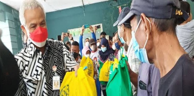 Ganjar Pranowo Pastikan Stok Aman Respons Harga Beras Naik