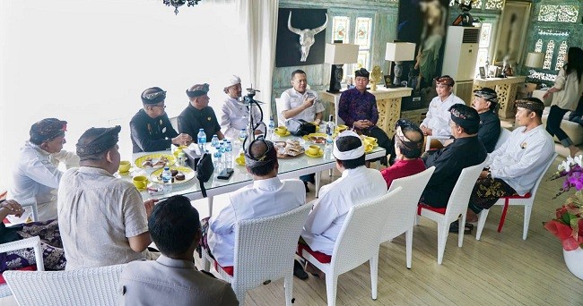 Terima Para 17 Pelingsir Puri Terbesar di Bali, Ketua MPR RI Bamsoet Apresiasi Peran Puri dan Pelingsir Lestarikan Adat Istiadat Bali