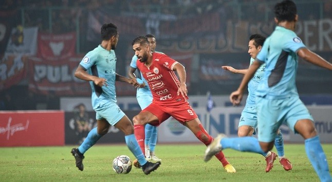 Persija Gagal Lanjutkan Tren Kemenangan Usai Main Imbang Tanpa Gol Lawan Madura United 
