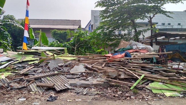 Empat Bangunan Ormas di Kota Bekasi Ditertibkan