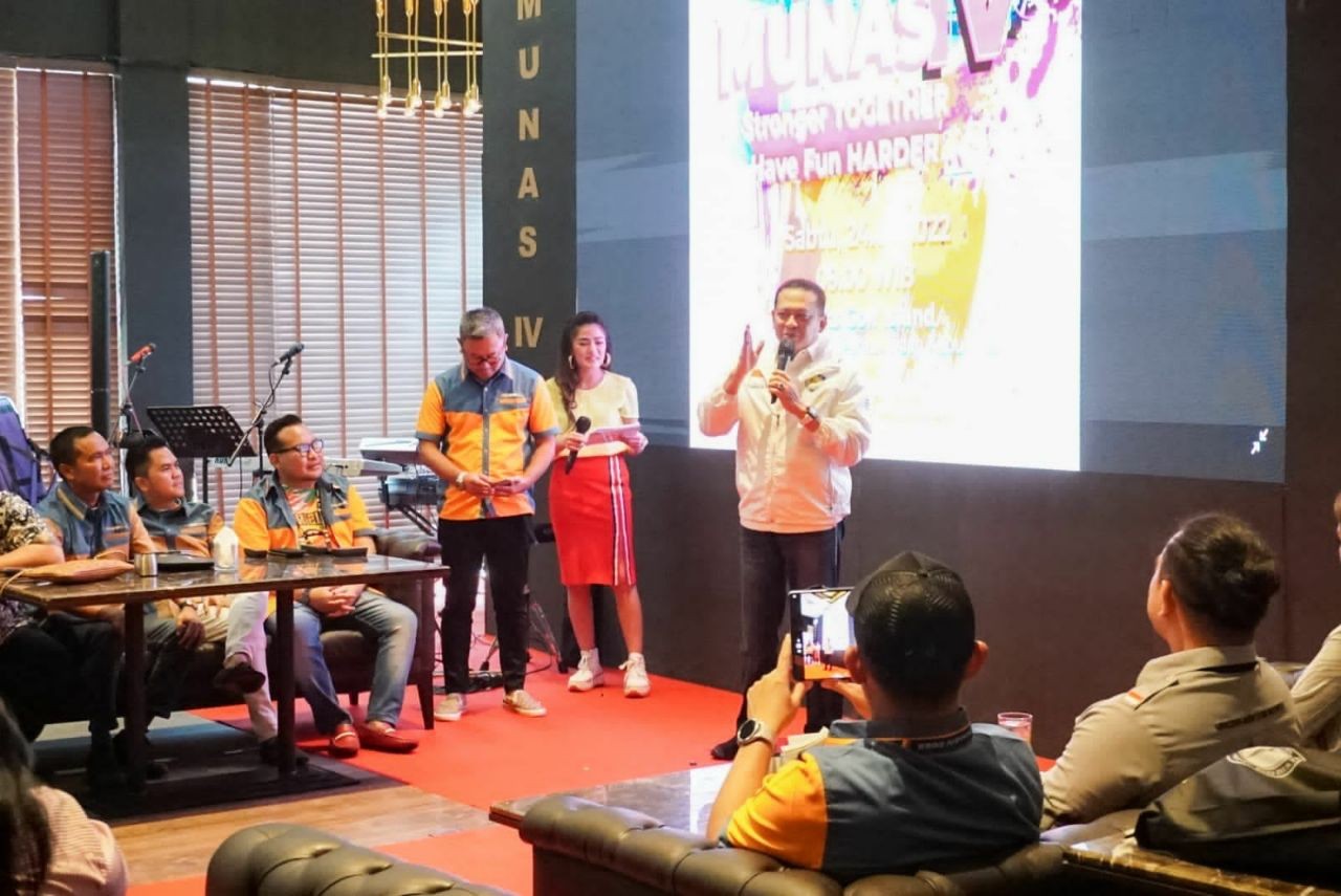 Hadiri Pelantikan Komunitas Mercedez Benz W212, Bamsoet Ajak Komunitas Otomotif Kampanyekan Tertib Berkendara