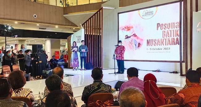 Lestarikan Budaya Bangsa, Pemkot Bekasi Dukung Pesona Batik Nusantara Grand Metropolitan Mall 