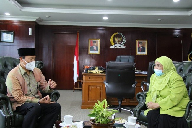 Bertemu Pengurus Pusat BMIWI, HNW Harapkan Organisasi Wanita Islam Berikan Kontribusi Konkrit dan Solutif Untuk Indonesia