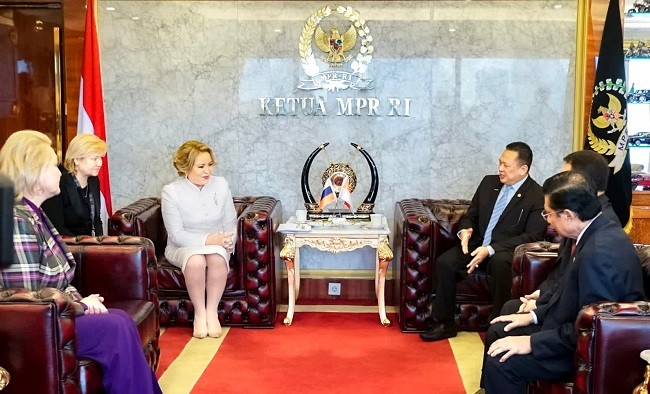 Terima Parlemen Rusia, MPR RI Serukan Penyelesaian Damai Konflik Rusia - Ukraina