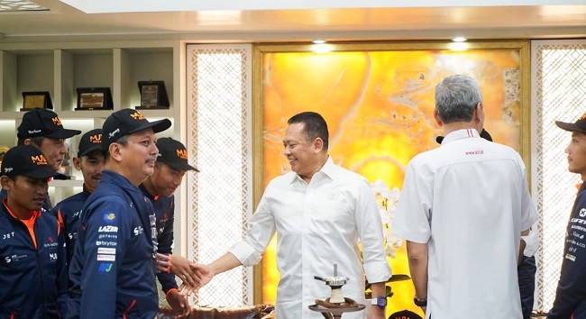 Pimpinan MPR RI Dukung Atlet Sepeda Bertanding di Kejuaraan Balap Dunia Petronas Le Tour de Langkawi Malaysia