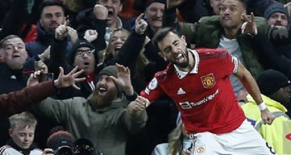 Manchester United Tekuk Tottenham 2-0