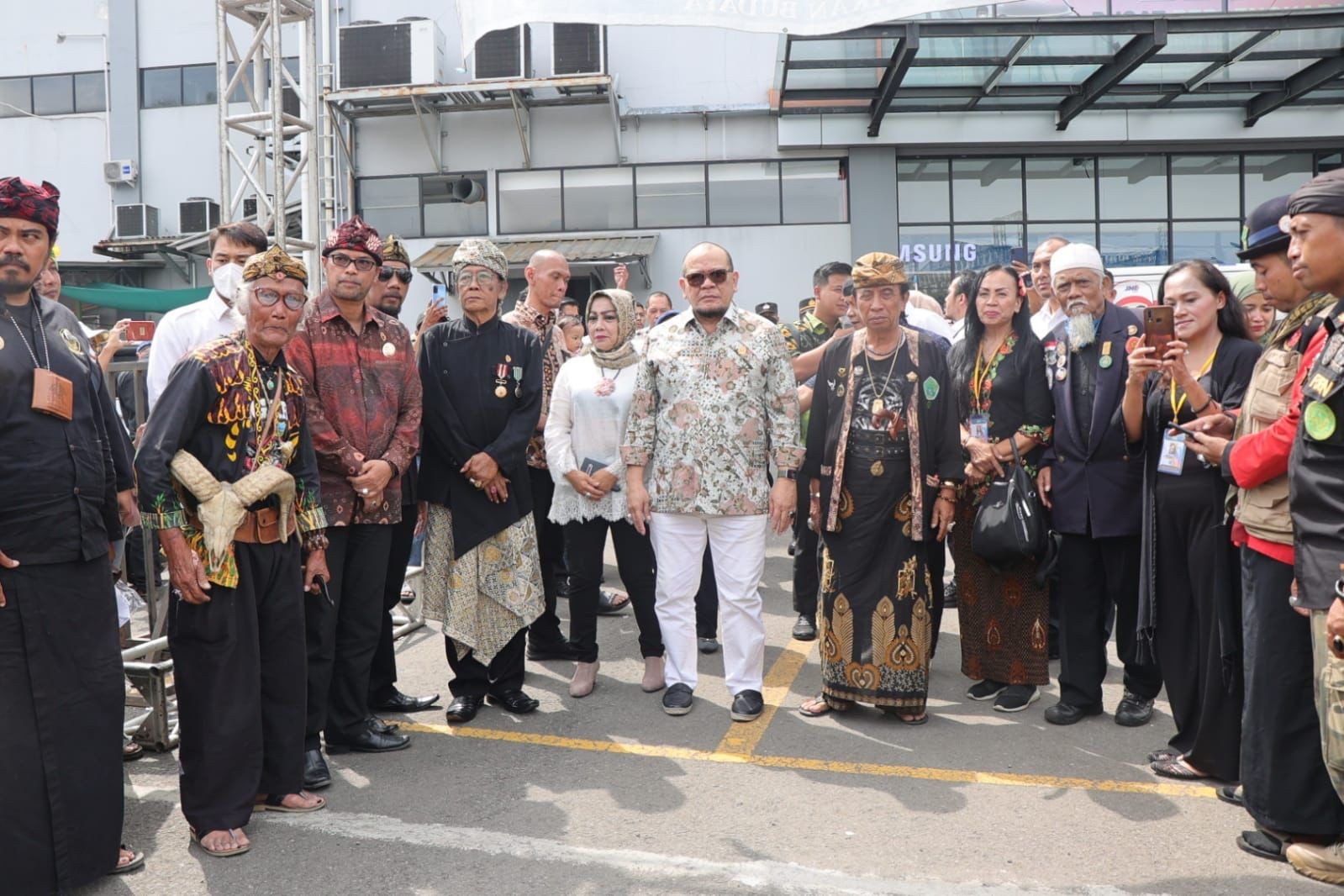 Apresiasi Bandung Fair 2022, Ketua DPD RI Singgung Peran Pemerintah Perkuat UMKM Hadapi Resesi Global