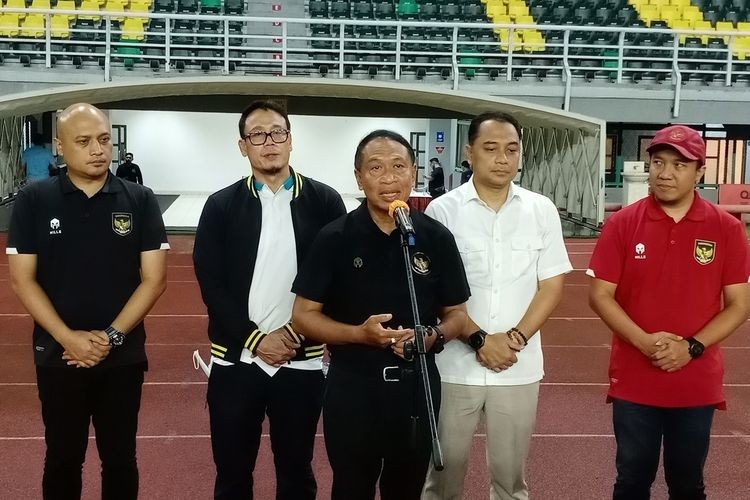 Menpora Pastikan Pemerintah Tak Ikut Campur KLB PSSI
