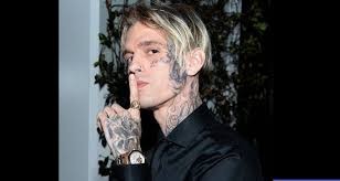 Penyanyi Pop Aaron Carter Menunggal Dunia