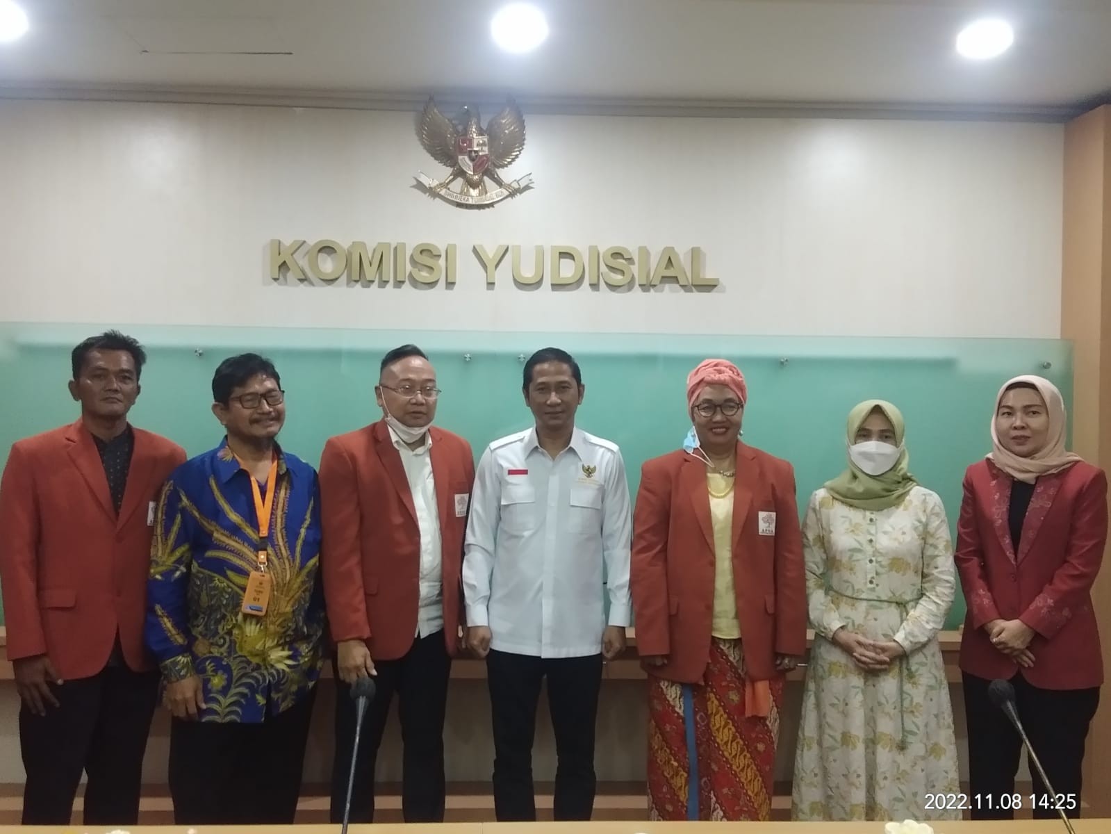 Terima Pengurus APHA,  KY Sepakat Soal Pembentukan Peradilan Adat