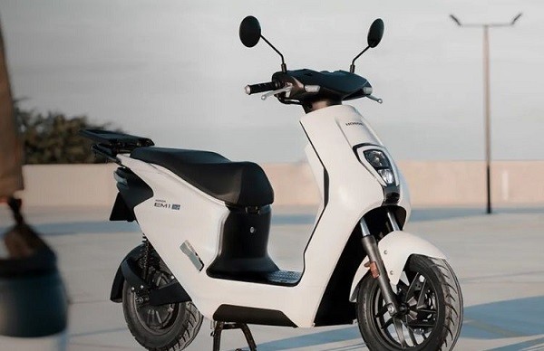 Honda Luncurkan EICMA 2022, Atau EM1 e 