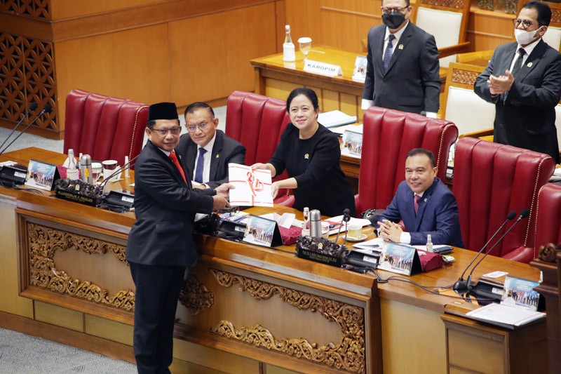 Pengesahan RUU Provinsi  Papua Barat Daya