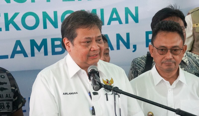 Kendalikan Inflasi Akhir Tahun, Menko Airlangga Pantau Langsung Harga dan Pasokan Komoditas Pangan Pokok di Kalbar