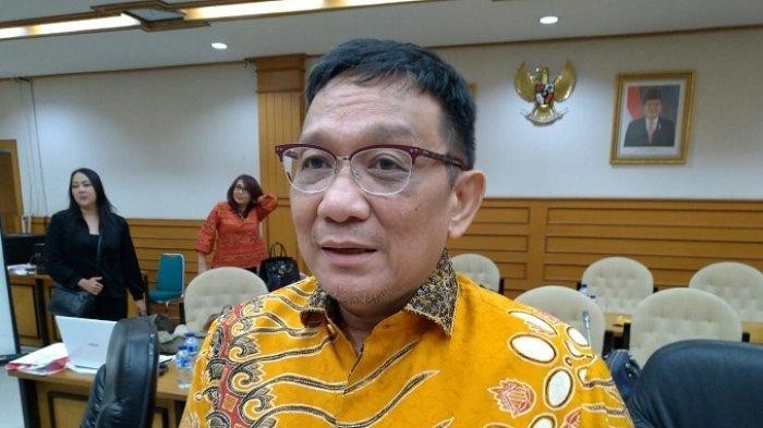 Nodai Pemerintahan Jokowi, Benny Rhamdani Diminta Mundur dari BP2MI oleh Rekannya