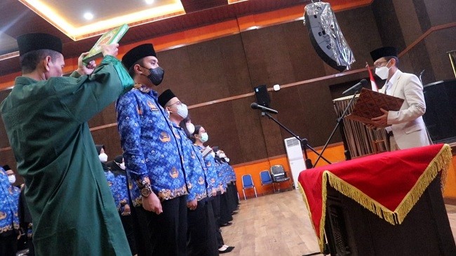 Pj Bupati Bekasi Berikan Tips Sukses 263 PNS yang Baru Dilantik