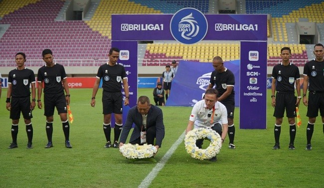 Sempat Dihentikan, Kompetisi BRI Liga 1 Kembali Bergulir