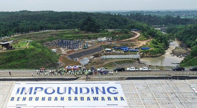 Impounding Bendungan Sadawarna, 300 KK Warga Desa Cibalandong Buka Pemukiman Baru di Tanah Garapan