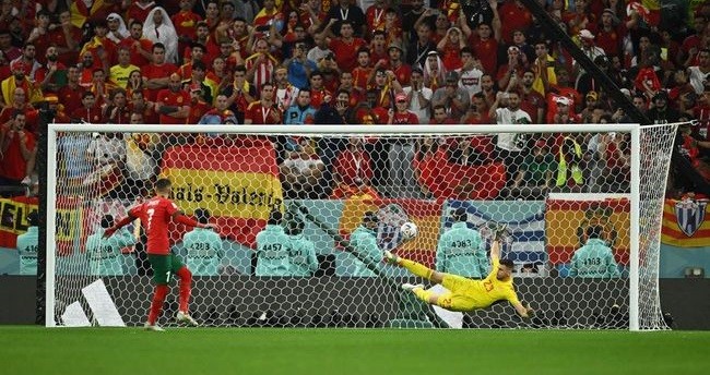 Lewat Adu Pinalti Maroko Kandaskan Spanyol di 16 Besar 