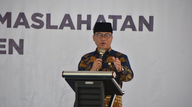 Dampingi BPKH dan BAZNAS Beri Bantuan Kepada Masyarakat Serang, Yandri Harap Semoga Jadi Maslahat Untuk Rakyat 