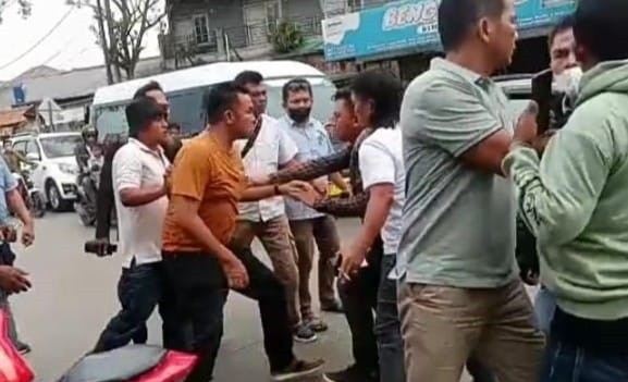 Pokja Wartawan Polres Metro Bekasi, Desak Polisi Tangkap Pelaku Pengancaman dan Pelecehan Profesi Wartawan