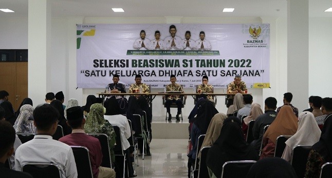Bantu 90 Mahasiswa Berprestasi, Target Baznas Kabupaten Bekasi Satu Keluarga Dhu’afa Satu Sarjana