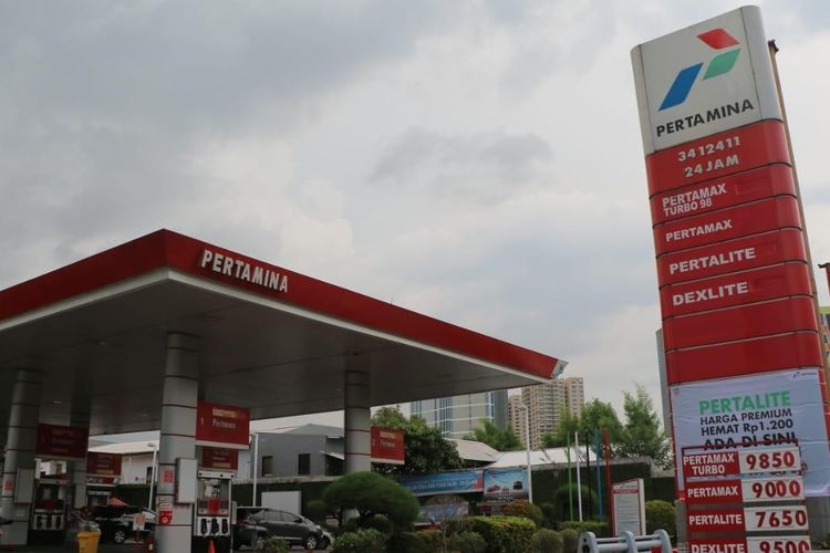 Minyak Dunia Merosot Tajam, Pemerintah Harus Tepati Janji Turunkan Harga BBM