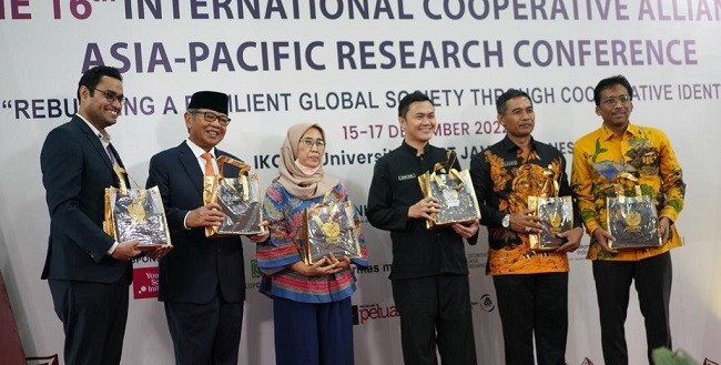Saatnya Mengutamakan Perspektif Koperasi Kedalam Kebijakan Ekonomi Nasional