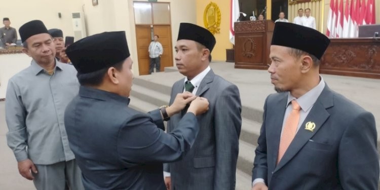 Himawan Abror dan Yusuf Fathullah Resmi Jadi Anggota DPRD Bekasi