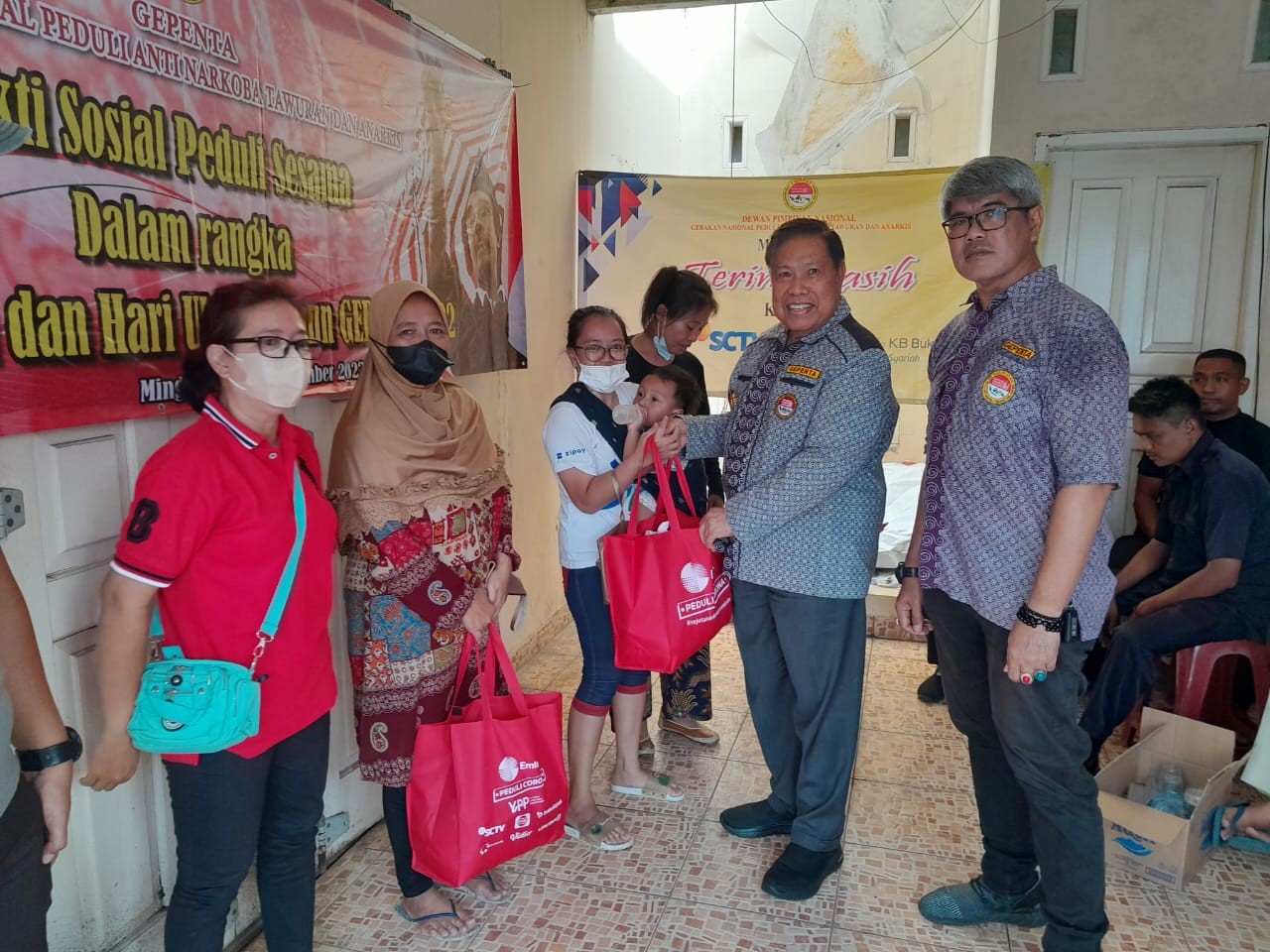 Hut Ormas Gepenta Ke 22,  Parasian Simanungkalit Berikan Bantuan Sembako