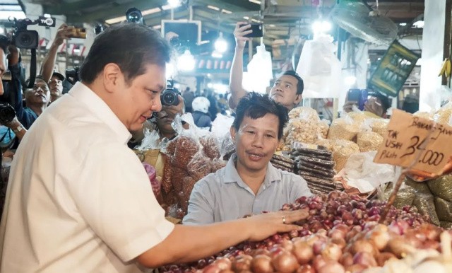Ekonom: Tahan Kenaikan Suku Bunga Acuan BI, Pemerintah Harus Cepat Turunkan Inflasi