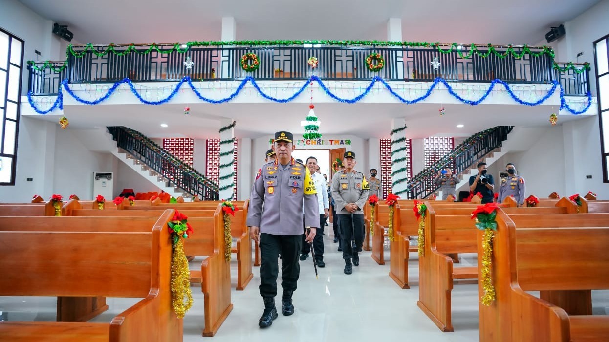 Resmikan Pura dan Gereja di Kepri, Kapolri Ingatkan Soal Toleransi dan Keberagaman