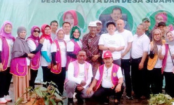 Kunker ke Subang, Kemenko PMK Tanam Sepuluh Juta Bibit Pohon di Desa Wisata Lembur Cigarukgak