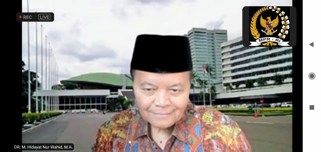 Kritik Perppu Cipta Kerja, HNW: Harusnya Presiden Laksanakan Putusan MK, Bukan Buat Perppu