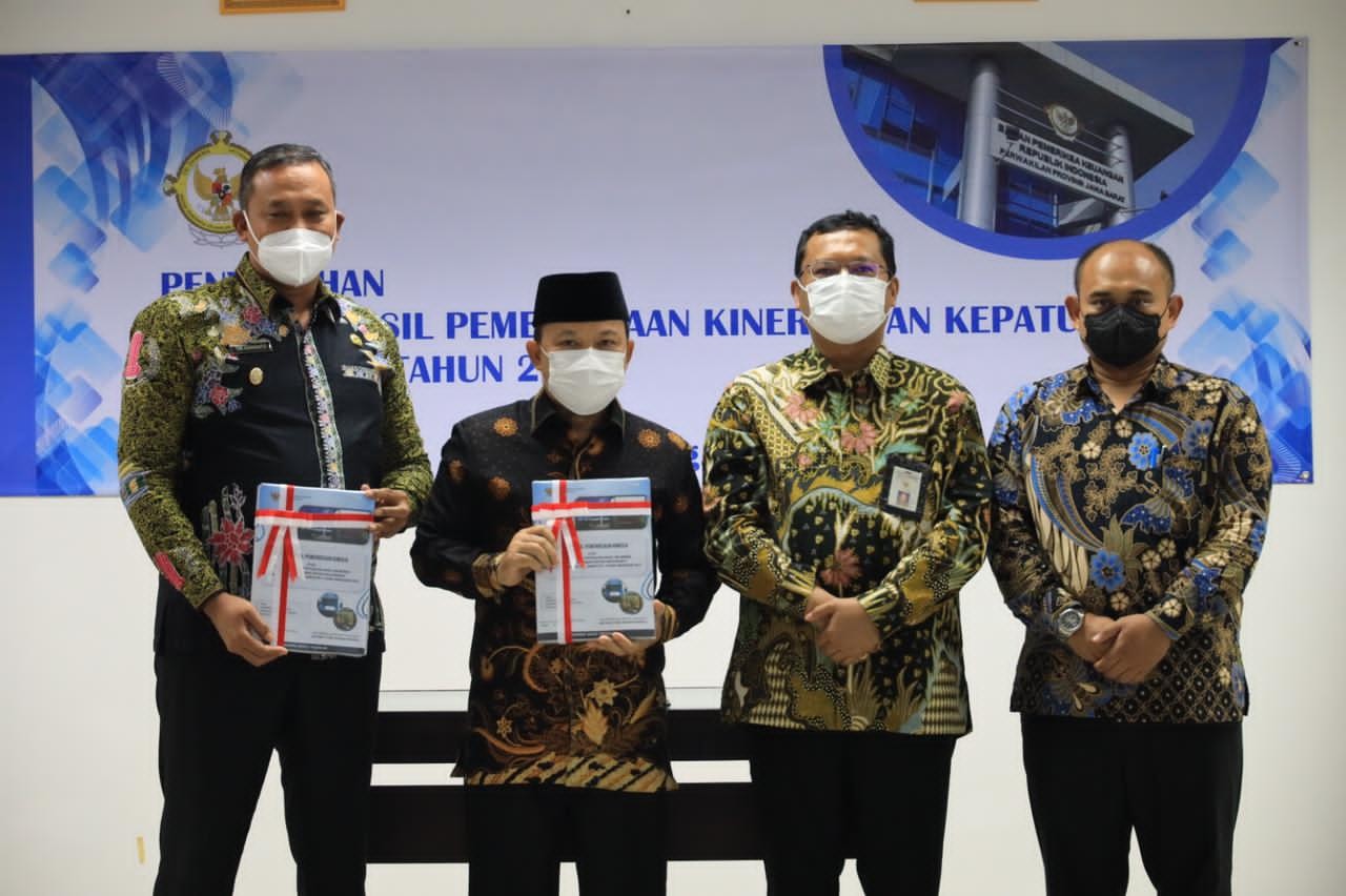 Bekasi Terima Hasil Pemeriksaan Kinerja dan Kepatuhan Semester II Tahun 2022