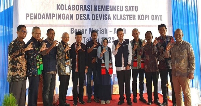 Pemerintah Kembangkan Potensi Desa Devisa Klaster Kopi Masyarakat Kabupaten Bener Meriah