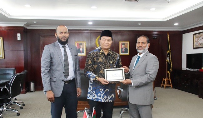 Terima Menteri dari Republik Maldives, HNW: Jangan Lagi Menuding Islam Dan Timur Tengah Penghasil Terorisme 