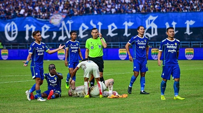 Meski Kalah dari Persib, Kiper Persija Bawa Berita Baik dari Bandung