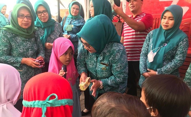 Wiwiek Hargono: Tujuan Program Jumat Berkah Ini untuk Bantu Masyarakat