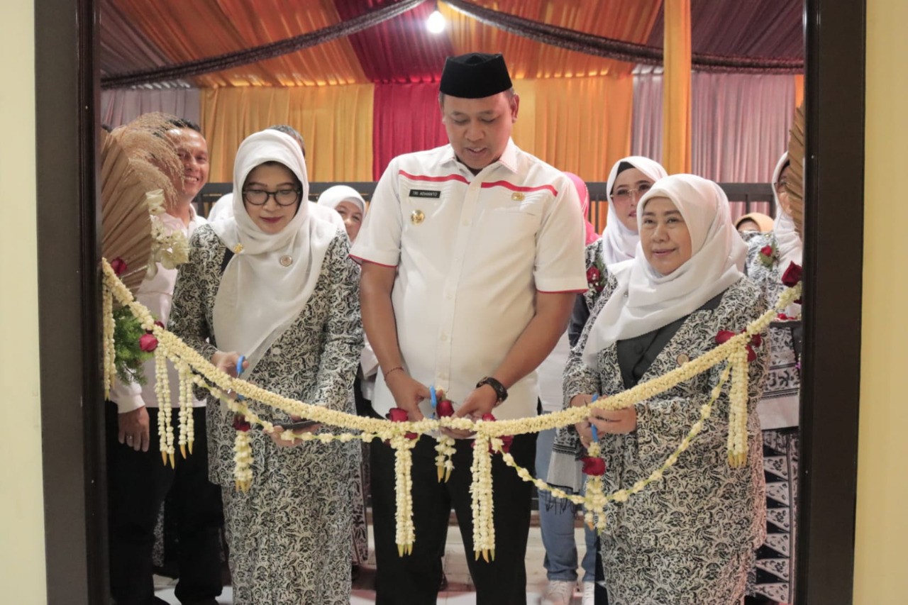 Para Bidan Kota Bekasi Didorong Manfaatkan Gedung IBI dengan Baik