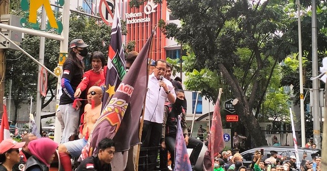 Di depan Ratusan Massa Demonstran, PKS Tegaskan Tolak Kebijakan Jalan Berbayar