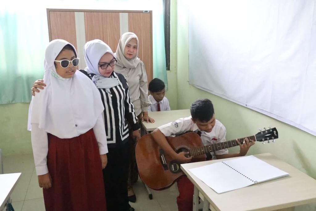 Wiwiek Salut dengan Bakat Murid-murid Sekolah ABK