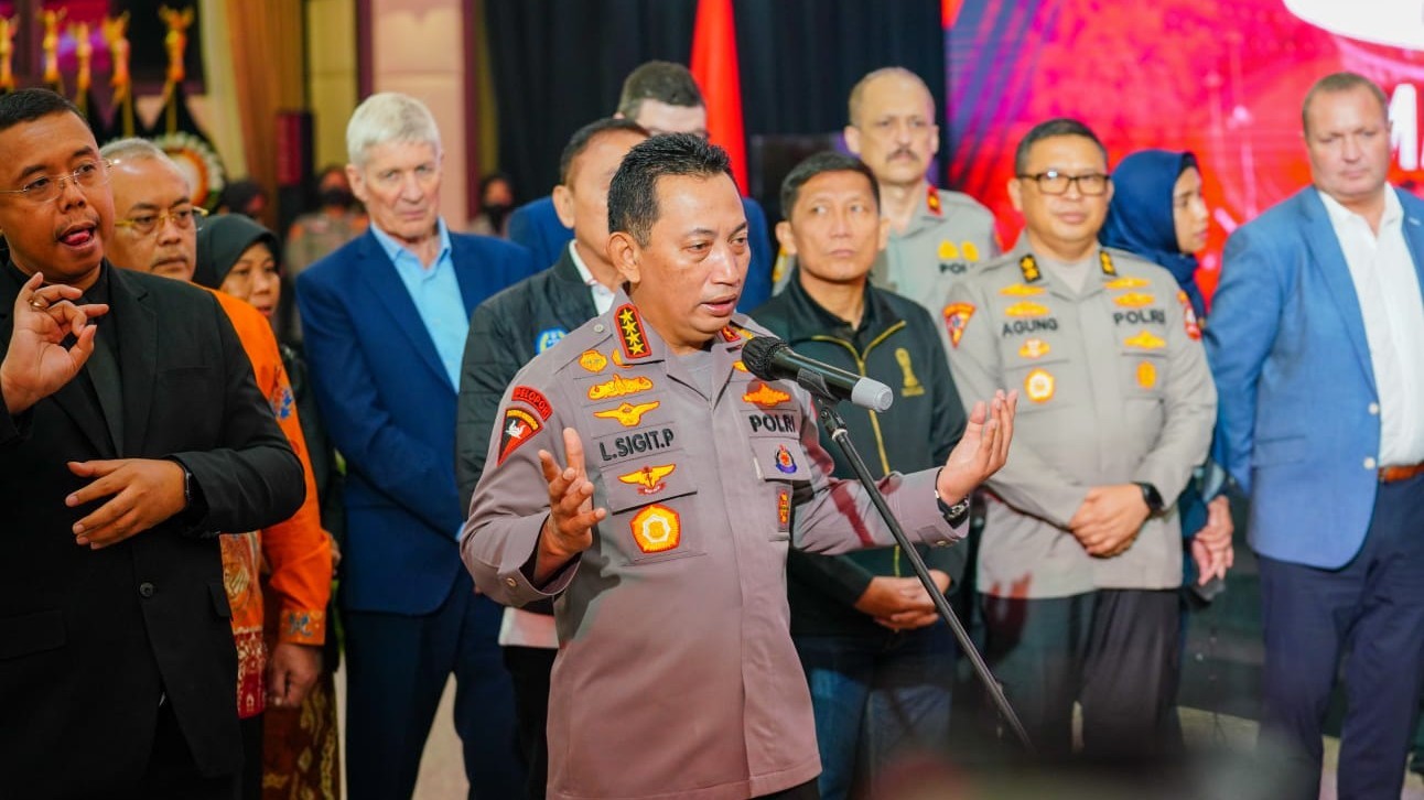 Kapolri Berkomitmen Perbaiki Manajemen Kompetisi Sepak Bola